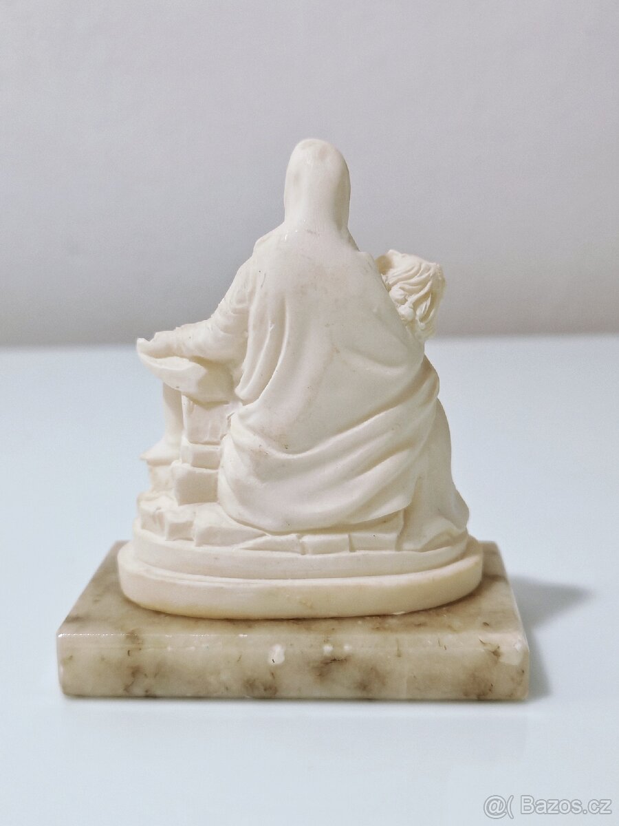 Soška alabastr Madona pieta - 5