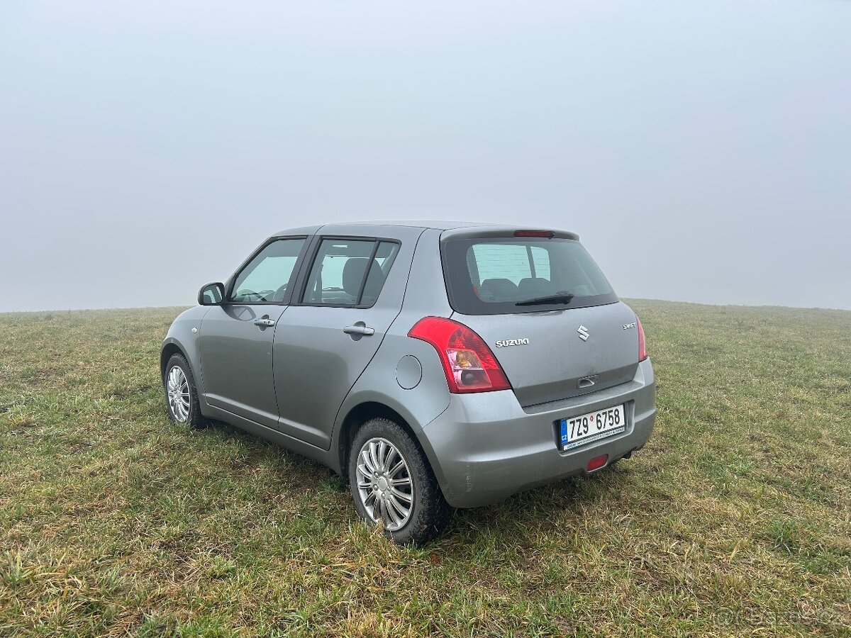 Suzuki Swift 1.3i 2007 - 5