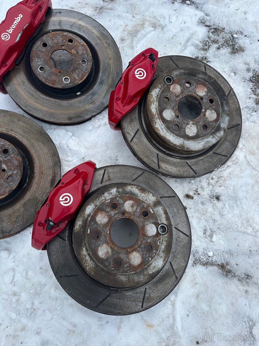 BREMBO brzdový kit - Impreza STI N14 - 5