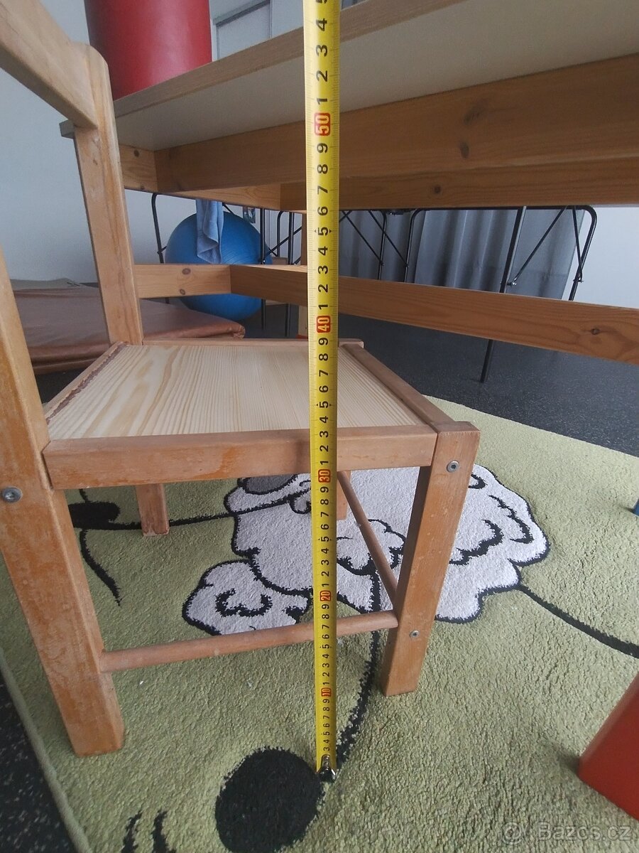 Dětský stůl, židle a koberce - 5