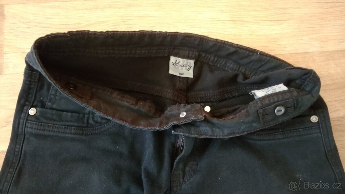 ČERNÉ KALHOTY vel. 152 - 5
