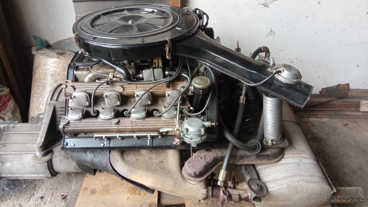 Tatra 613/4 motor 57000km - 5