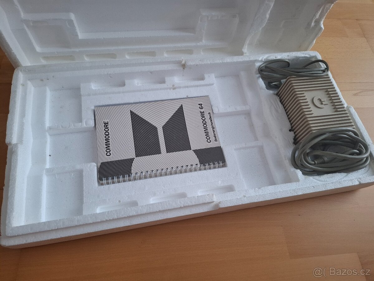 Commodore C64 C + originiál příslušenství - 5