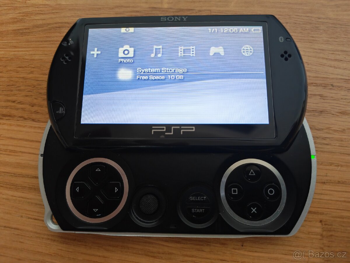 Playstation PSP GO black - 5