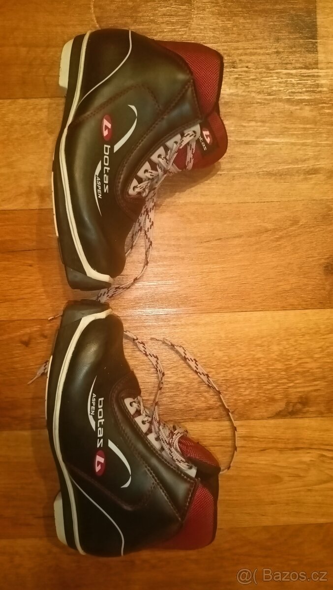 Běžecké boty Botas, EU 35, SNS - 5