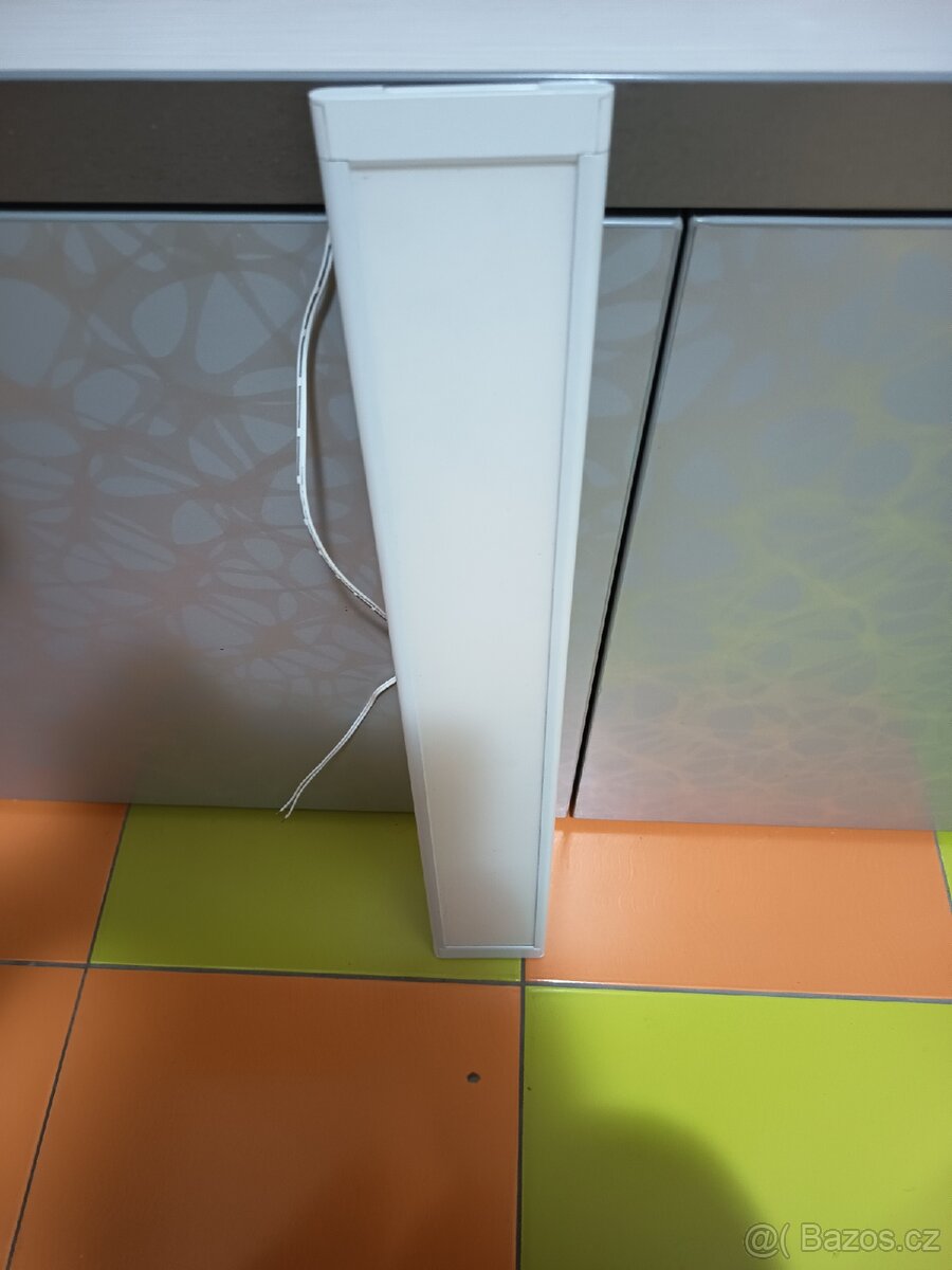 Osvětlení a anténa do karavanu a obytného ,12v - 5