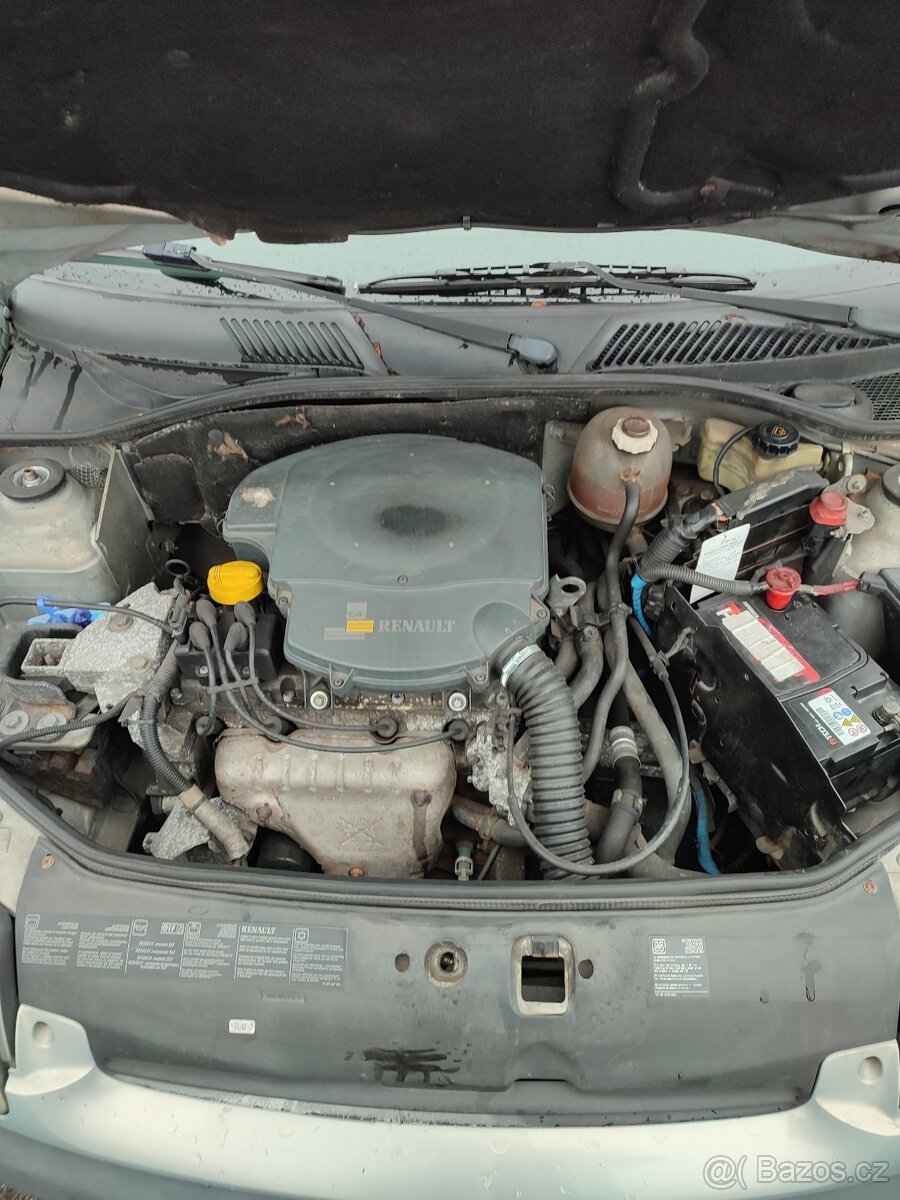 RENAULT CLIO 1.4 55kW - 5