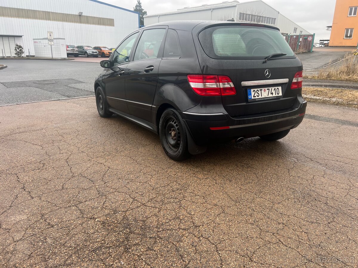 Prodám Mercedes-Benz B 170 - 5