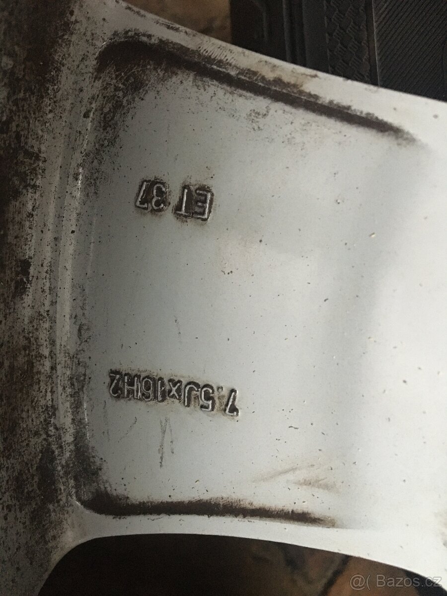Alu sada Audi 5x112 R16 letní pneu - 5