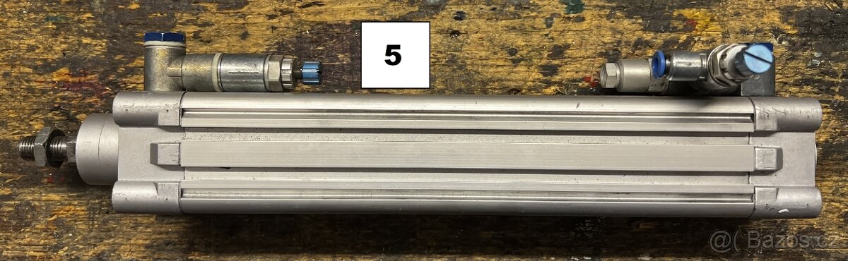 Pneumatický válec FESTO - 5