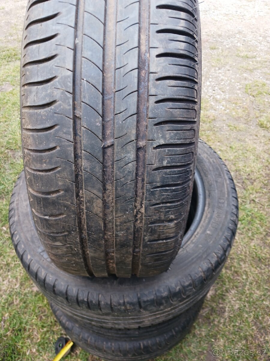 195/50R15 - 5