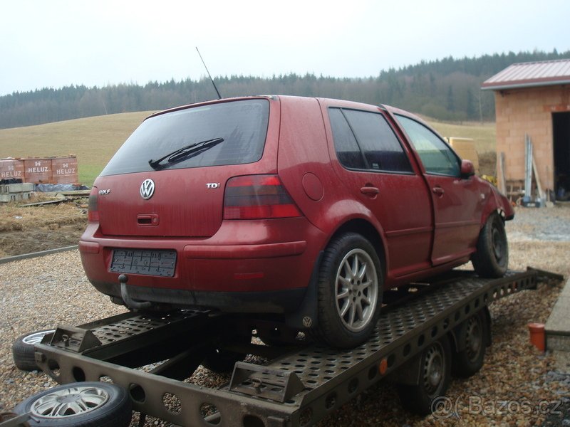 VW Golf - 5