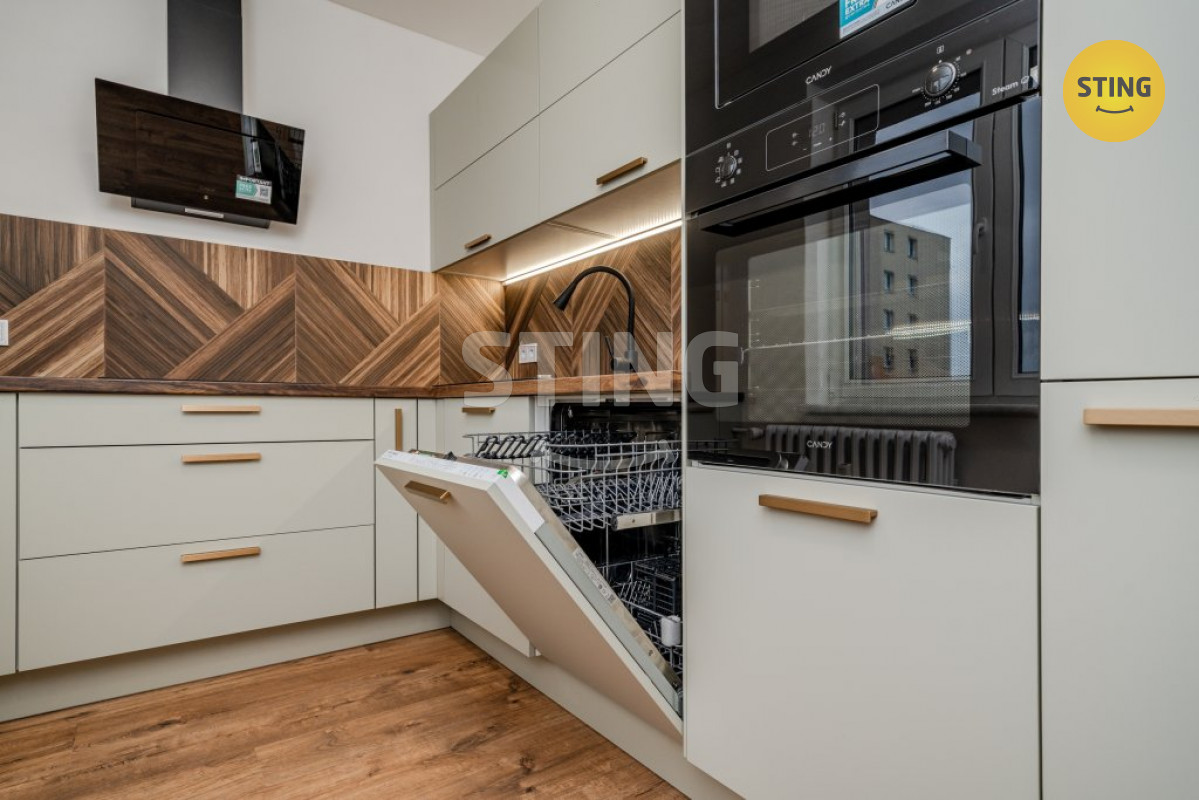 Prodej bytu po rekonstrukci 3+1 s balkonem, 68 m2, u, 132040 - 5