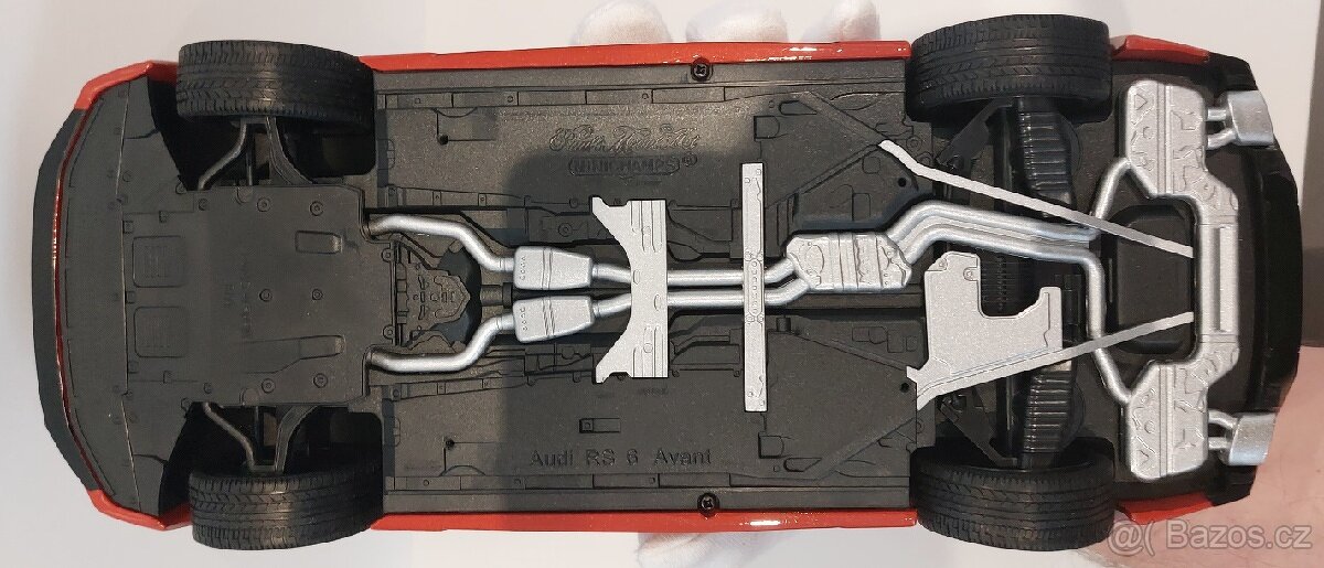 Model Audi RS6 Avant, Minichamps 1:18, limit. edice 336 ks - 5