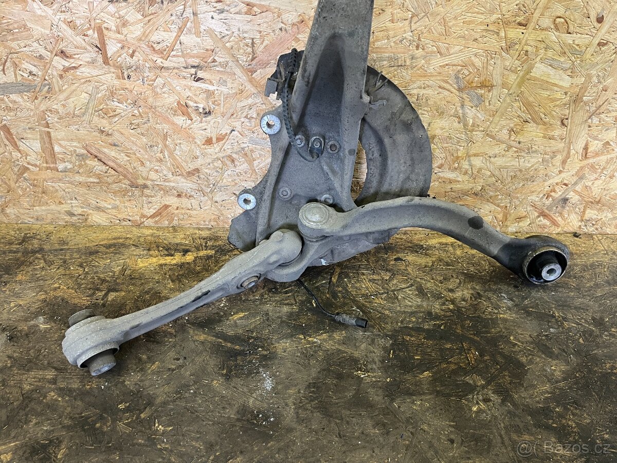 PŘEDNÍ LEVÁ TĚHLICE BMW F11/F10 3.0D 220KW - 5