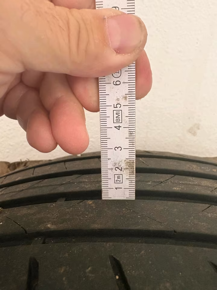 Originální litá kola Audi s pneumatikami (225/45/17) - 5