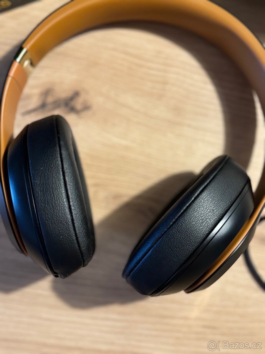 Beats by Dr. Dre Studio3 Wireless - 5