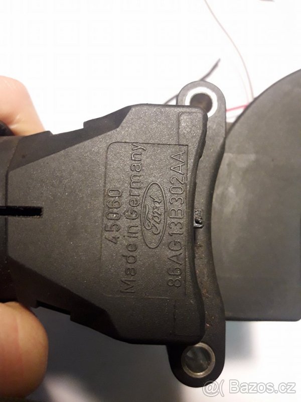 Přepínací páčky světlometů a stěračů - Ford - 5