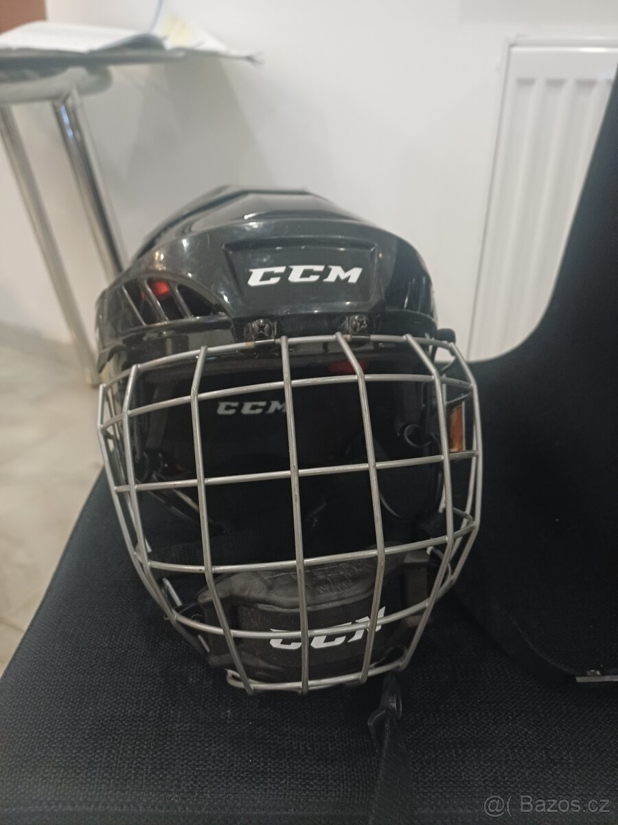 Hokejova vystroj - 5