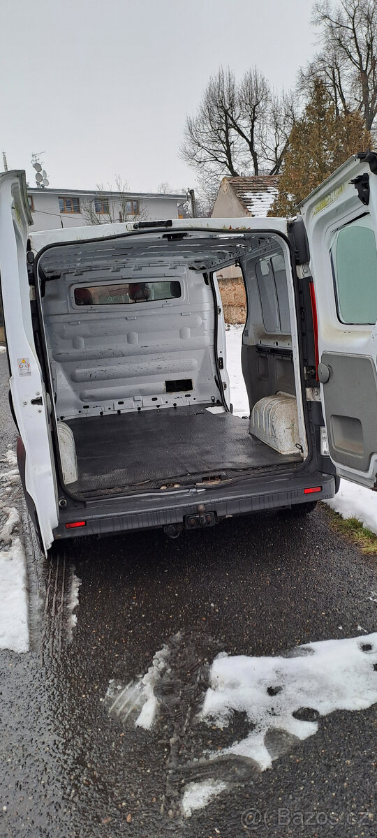 OPEL VIVARO 2.0CDTi - 5