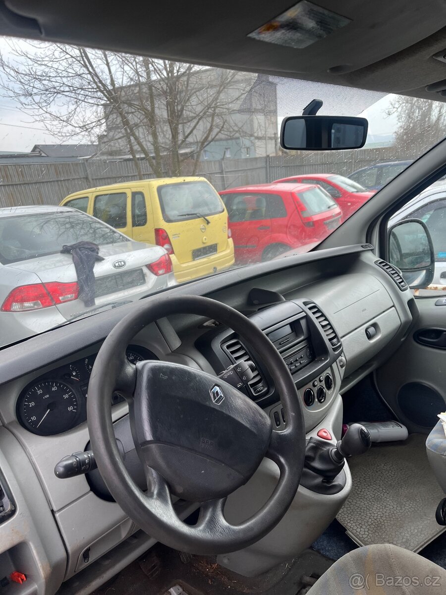 Renault trafic 1.9 dci 74kw 2004 74kw - 5