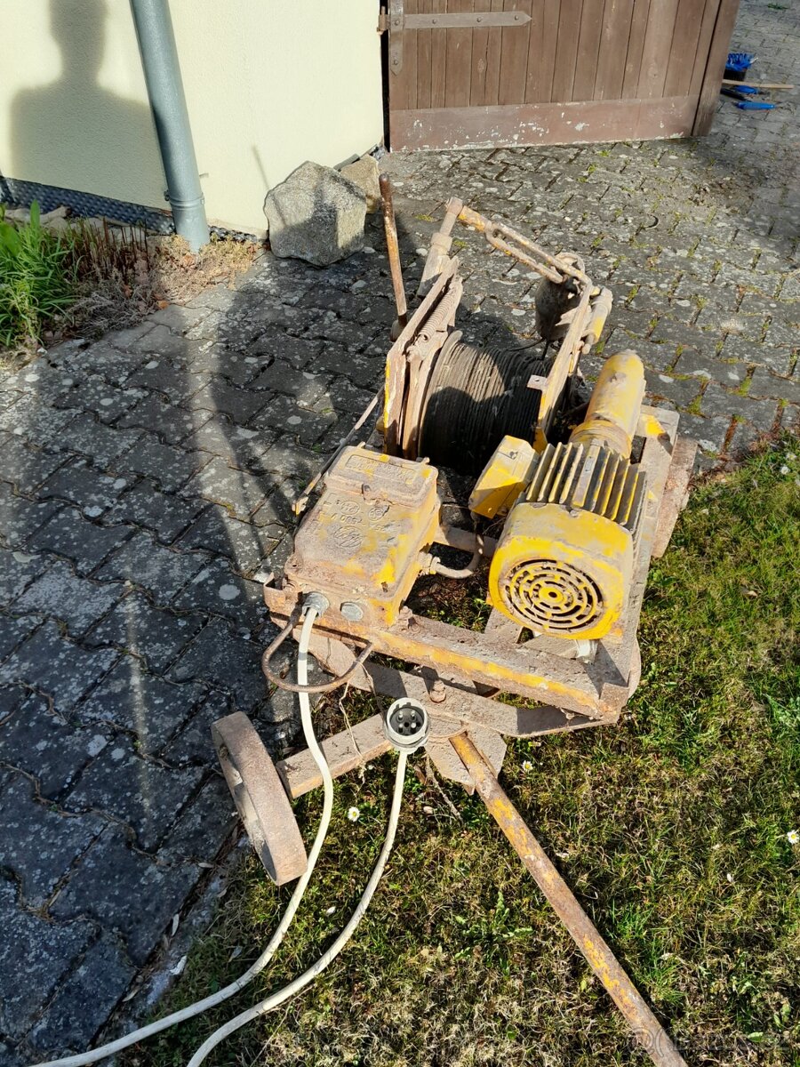 Stavební vrátek - 5