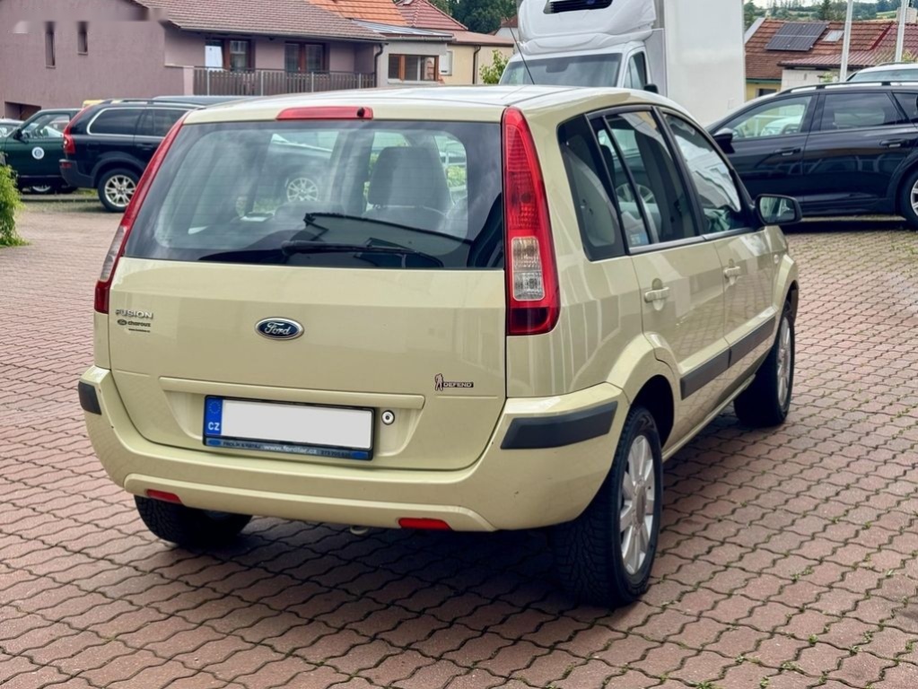 Ford Fusion,1.4i 59kW - 5