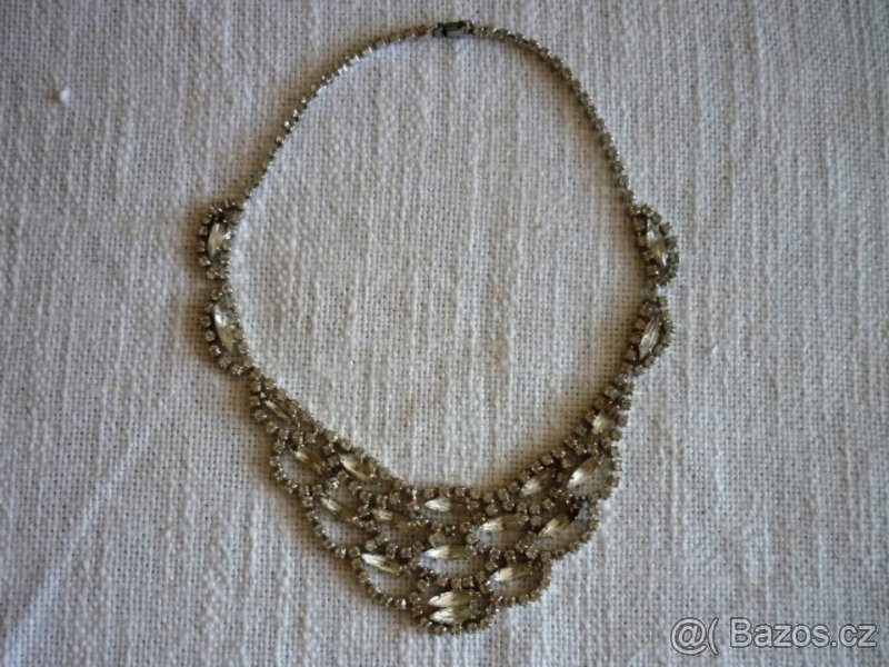 Náramek, dřevena brož, náhrdelníky (svatební, plesové…) - 5