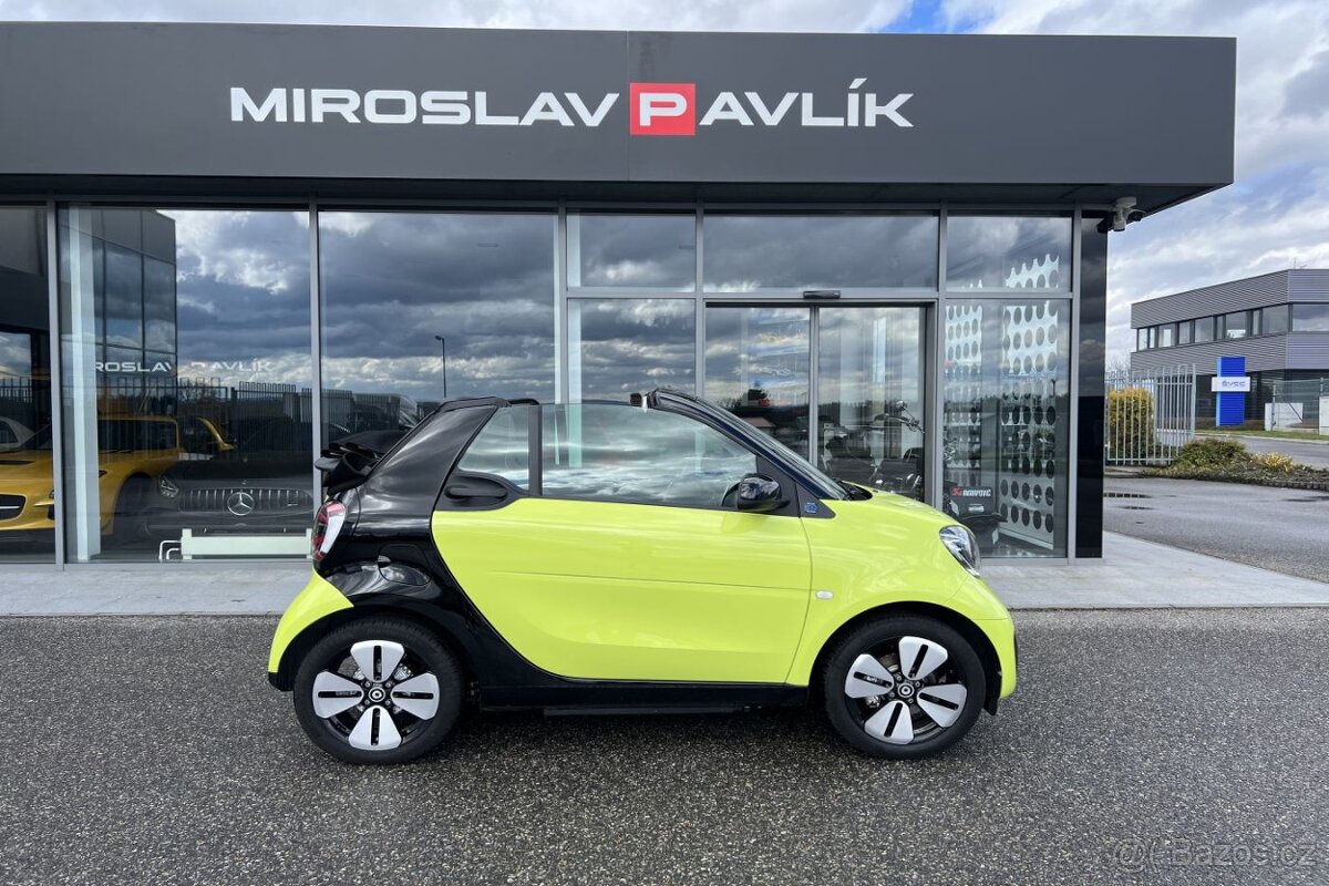 Prodám Smart Fortwo EQ Cabrio Passion JBL - 5