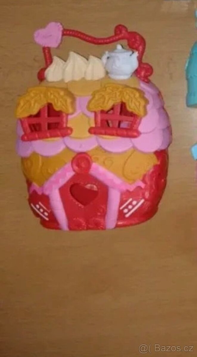 Domeček pro zvířátka mini panenky - 5