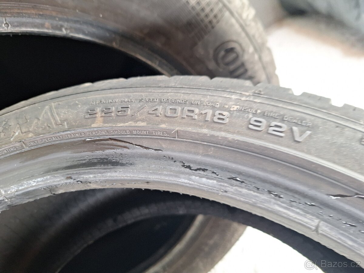 Prodám zimní pneu 225/40/18 Dunlop - 5