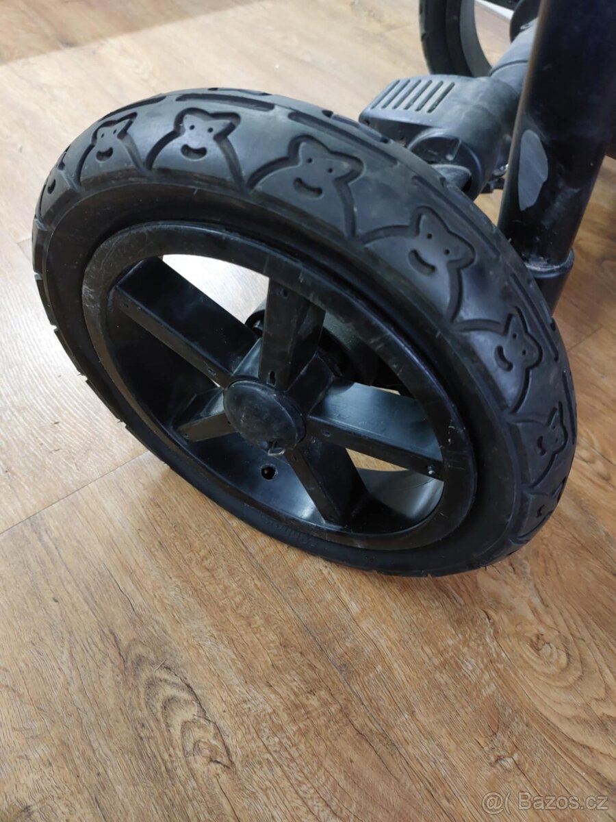 Kombinovaný kočárek + vajíčko - 5