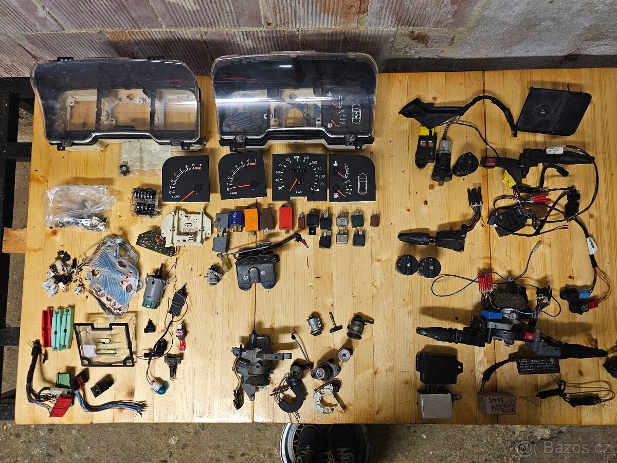 ND Ford Scorpio mk1 2.0 85 kW OHC - 5