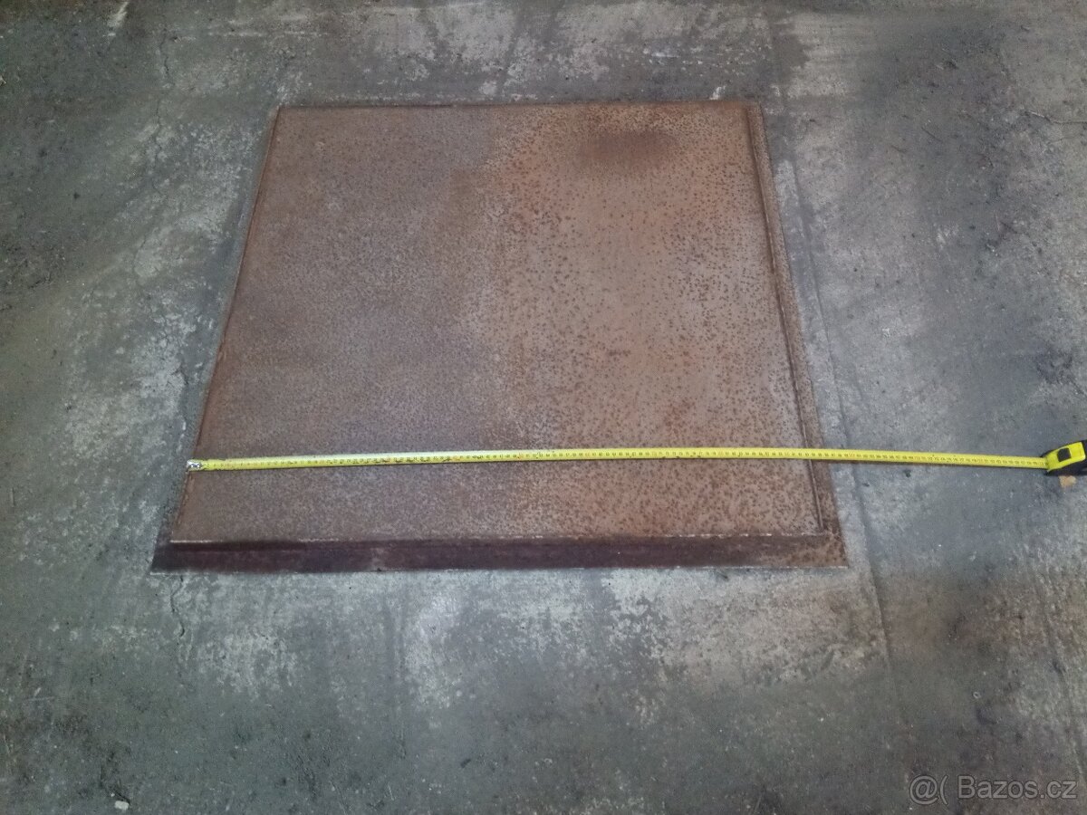 Prodám použitý plechový poklop zesílený 100,5cm x 100,5cm - 5