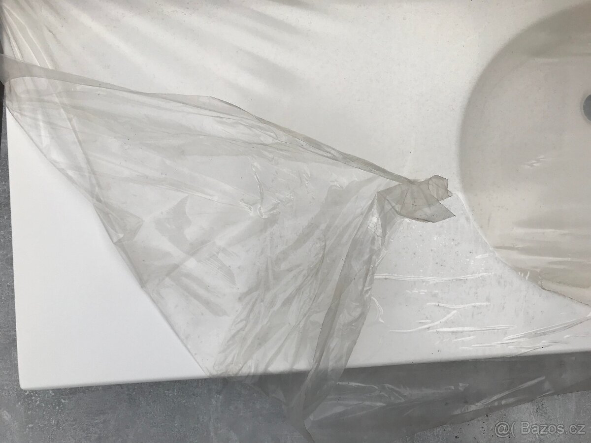 Nove umyvadlo s deskou - 5