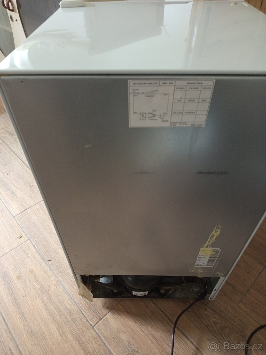 lednička Samsung - 5