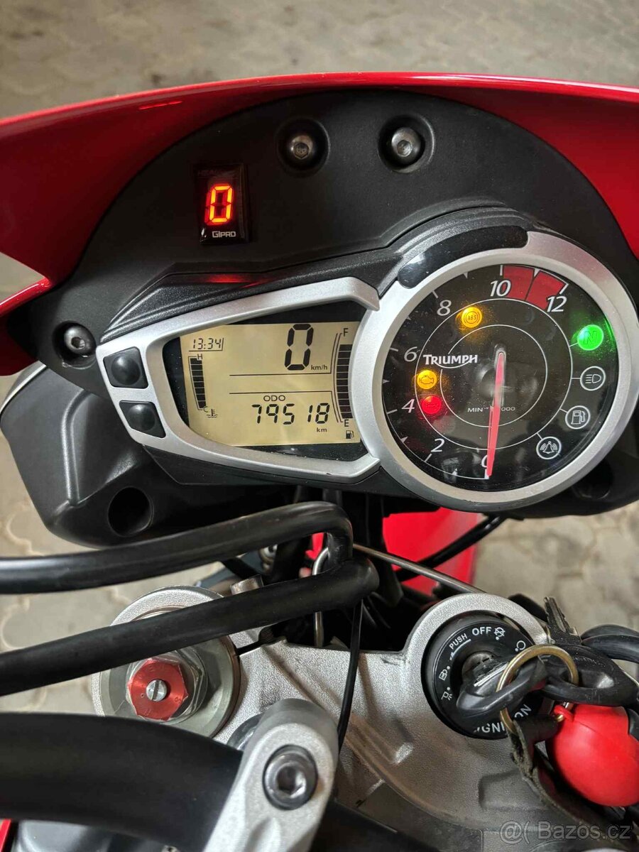 Triumph Speed Triple 1050 - 5