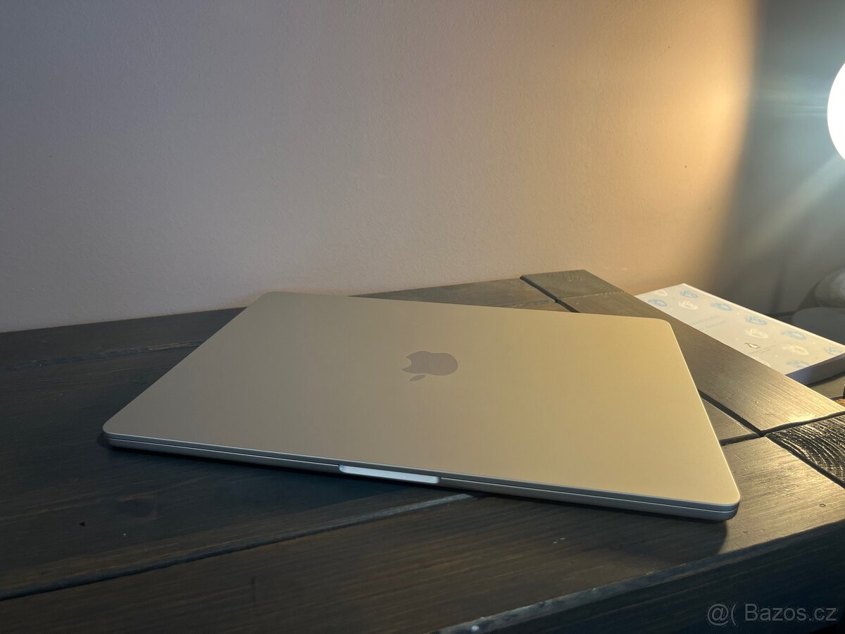 MacBook Air 15” M3 - 5