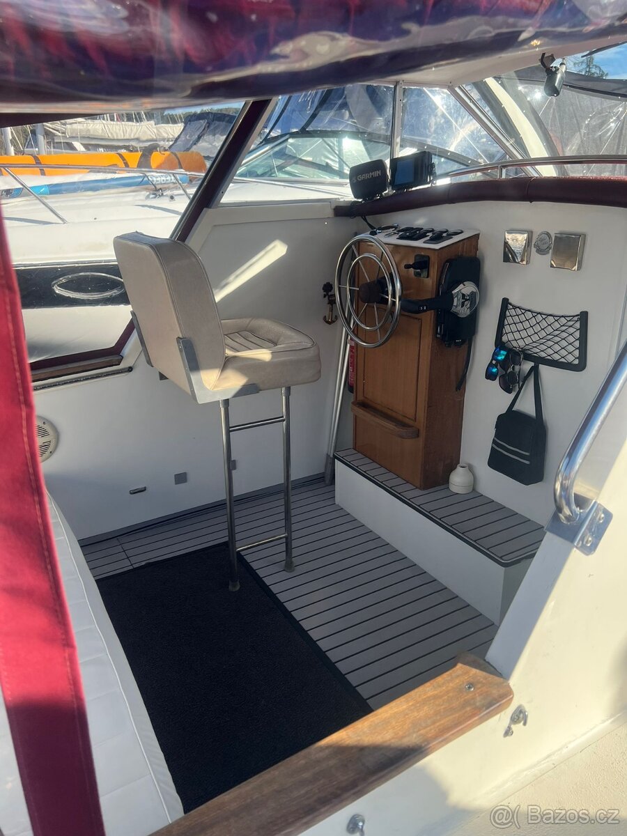 Kajutová loď Freeman - 5