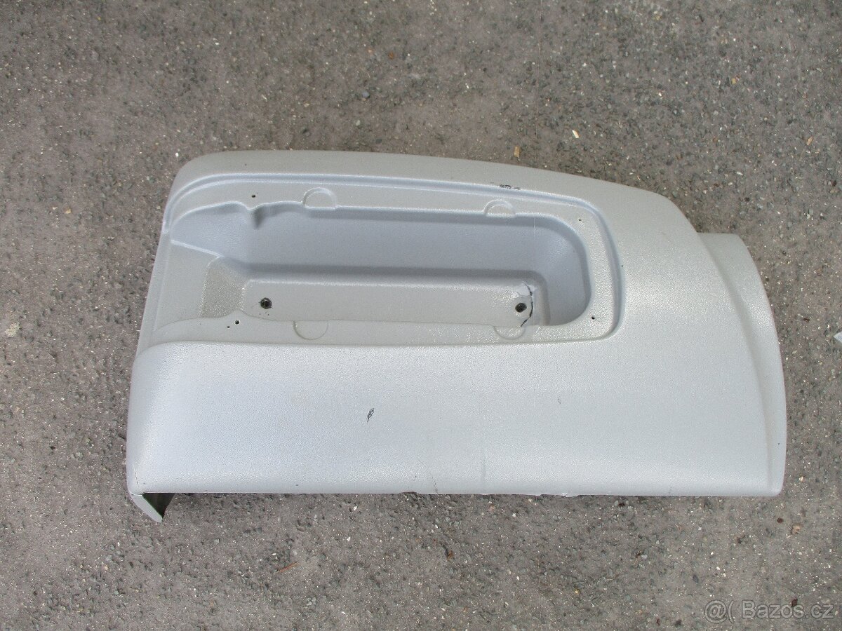 Plastový roh ke karavanu DETHLEFFS č. P28 - 5