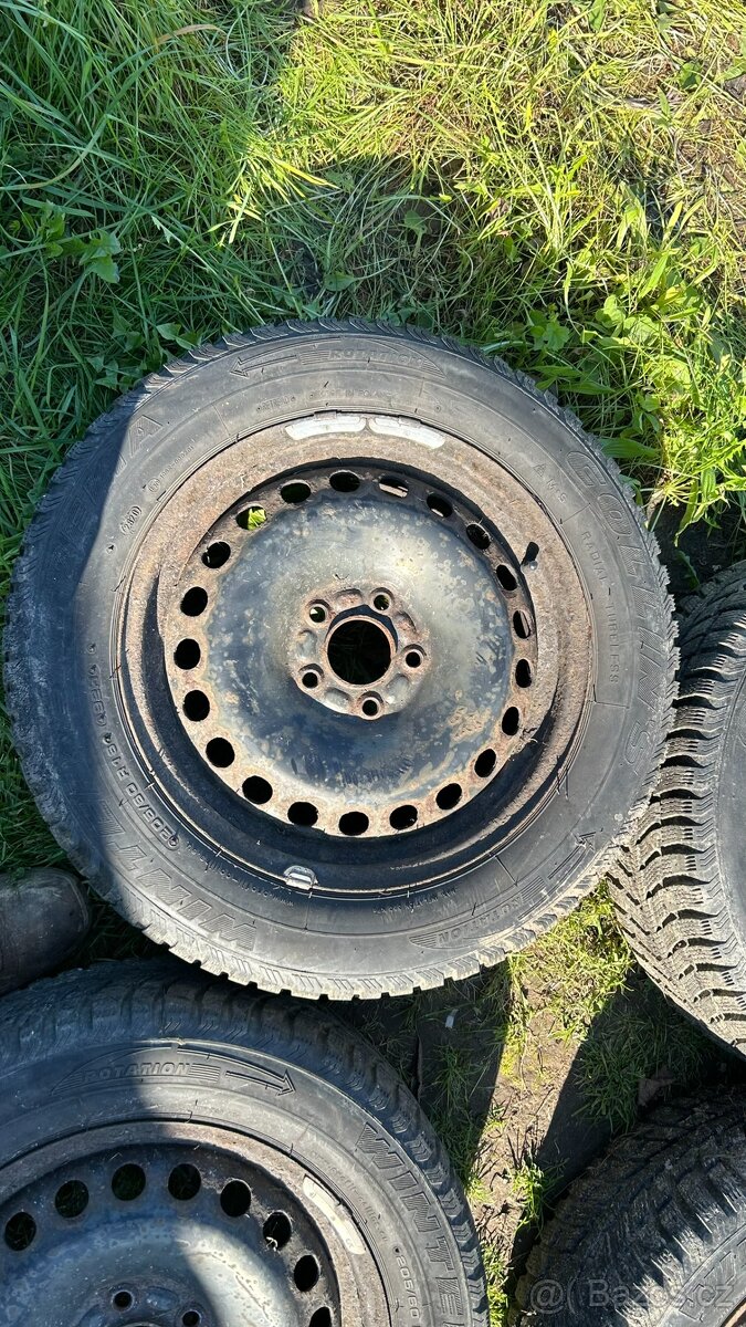 Zimní kola Ford Mondeo 5x108 205/60/16 - 5