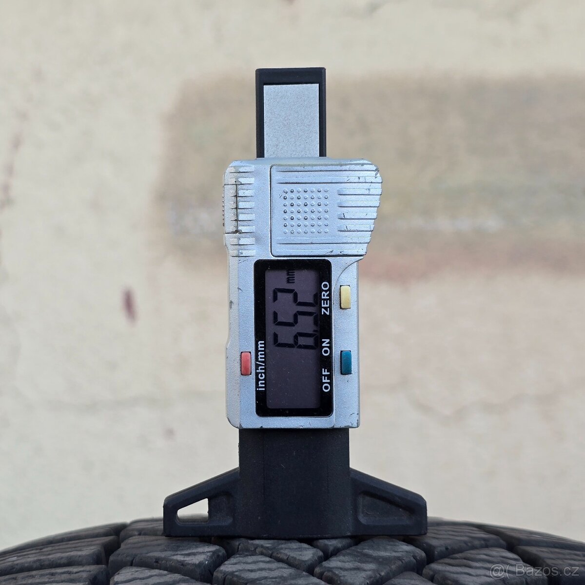 ZIMNÍ PNEUMATIKY BRIDGESTONE 215/65 R17 103H - 5