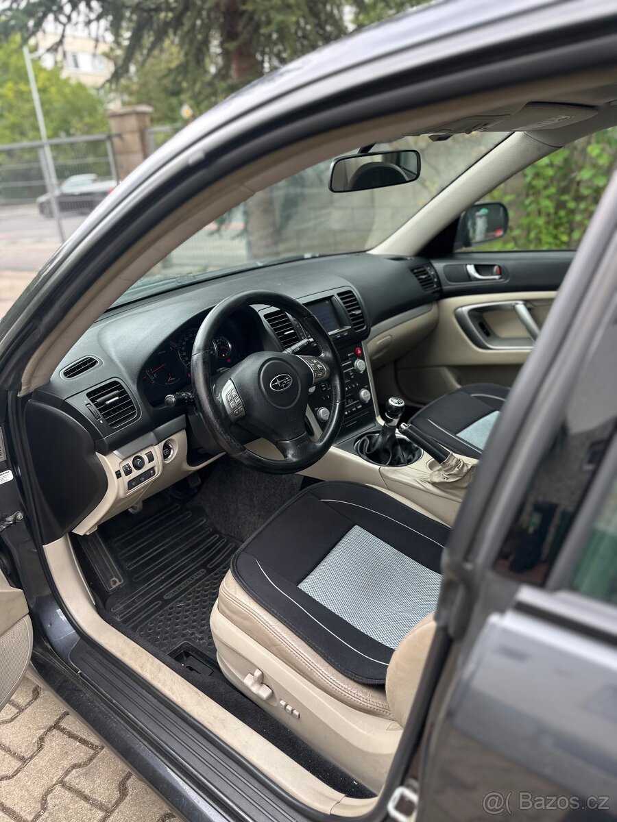 Subaru Legacy - 5