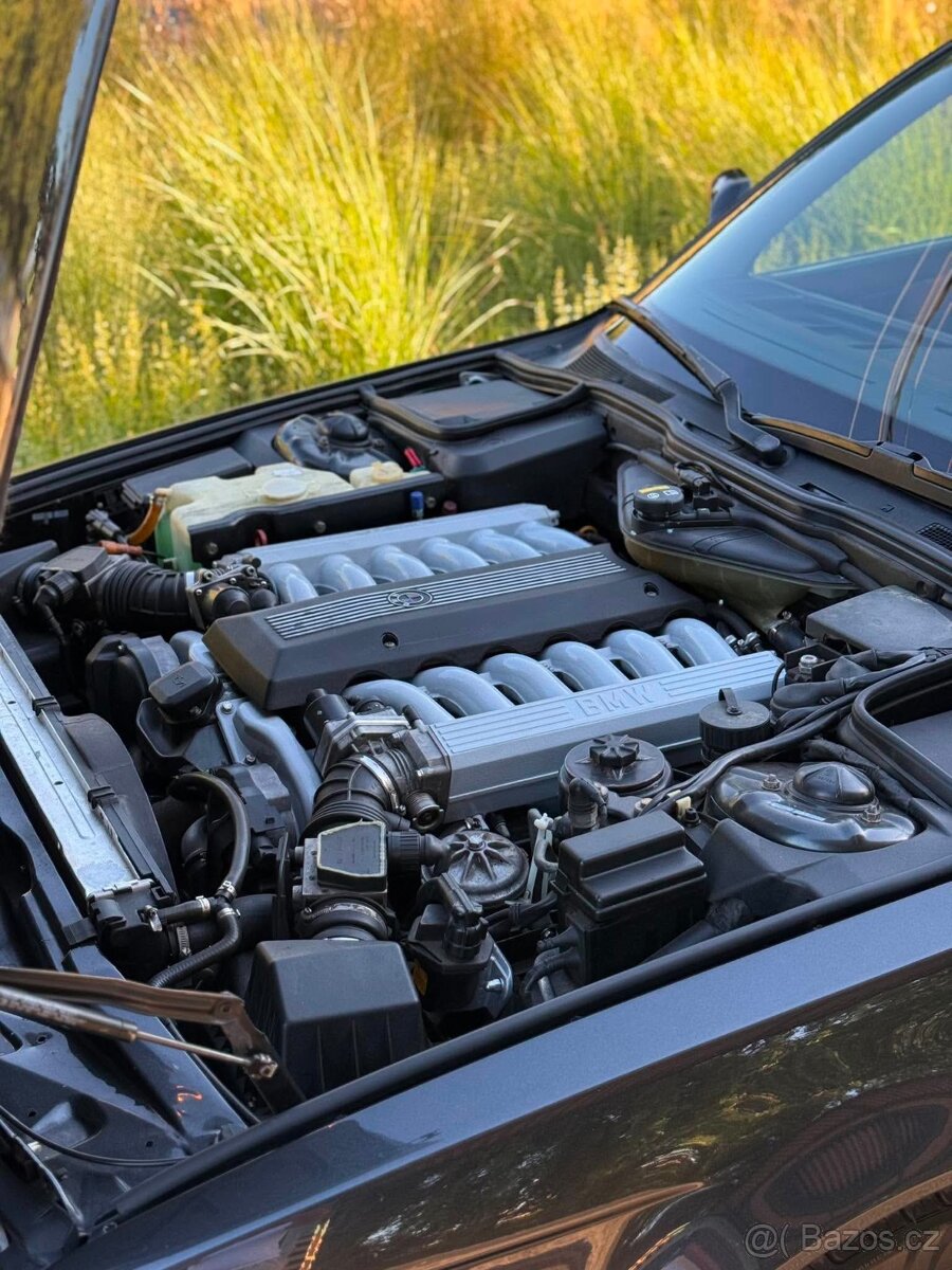 BMW Rad 7 750iL V12 E32 Long - 5