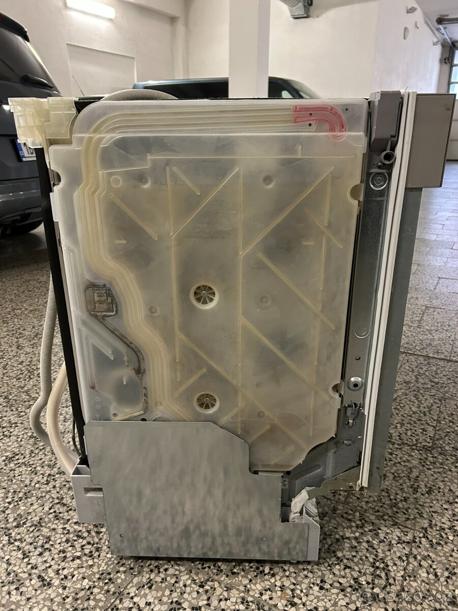 Myčka 45cm Siemens na opravu nebo náhradní díly - 5