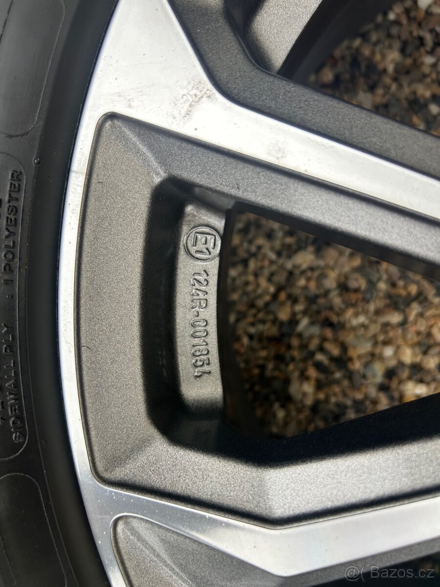 Prodám letní komplet Dezent - 5