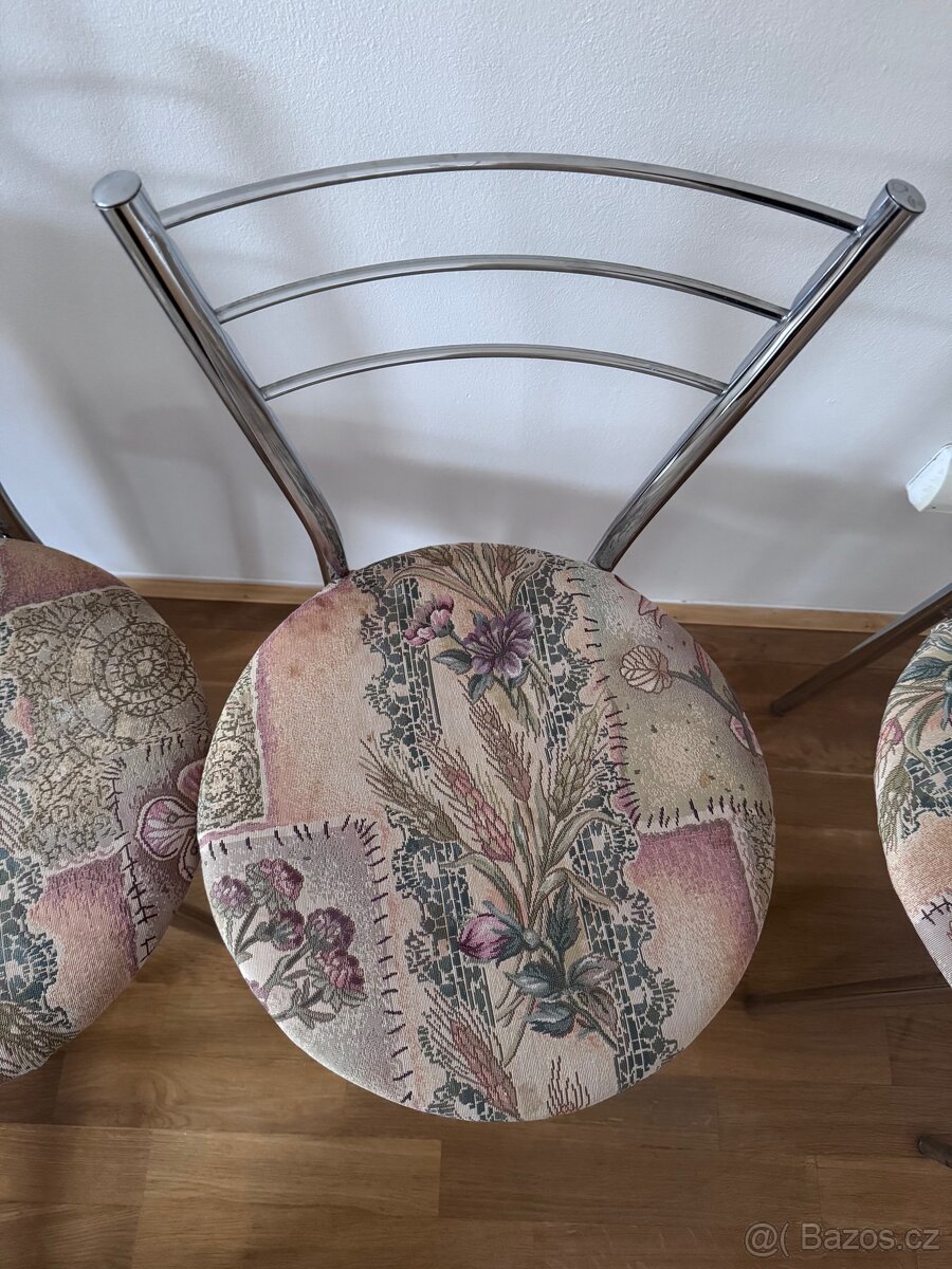 Skleněný stůl + 4 židle - 5