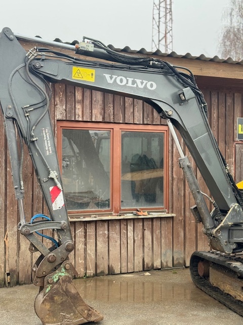 Pásový bagr Volvo ECR58D - 5