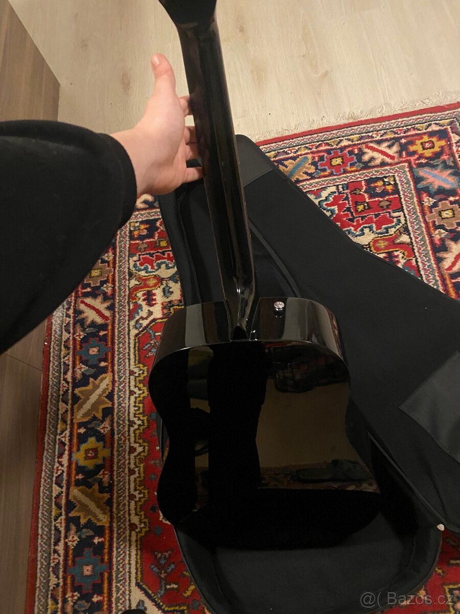 Kytara, obal, náhradní struny a trsátko - 5