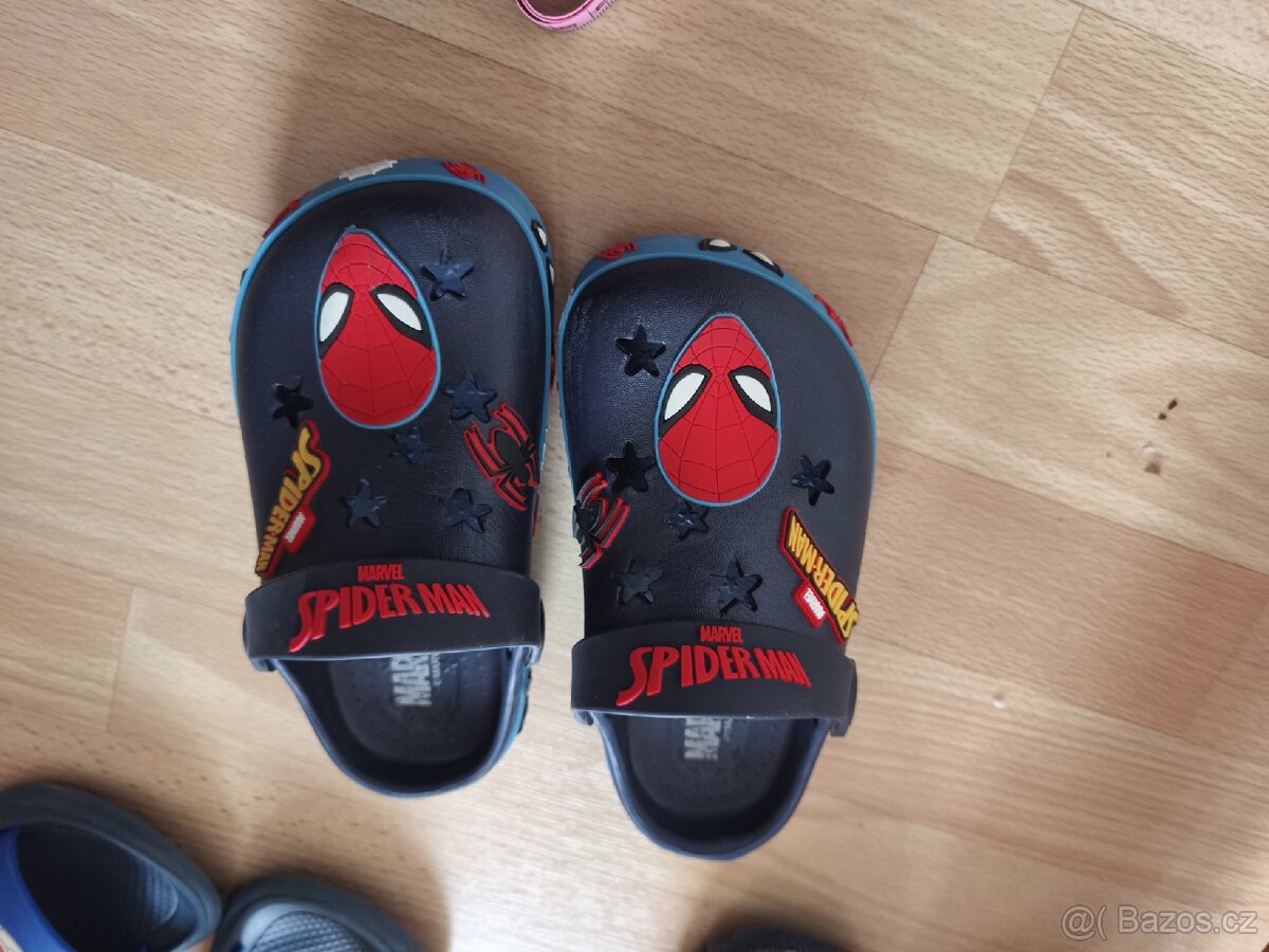Dětské gumovky a pantofle - 5